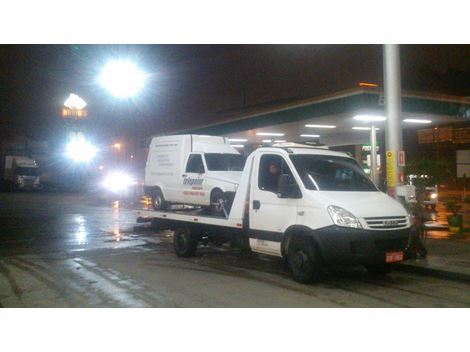 Guincho Para Caminhão na Rodovia dos Tamoios