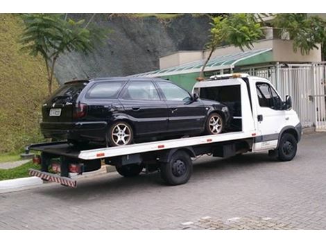 Remoção de Carro na Avenida Presidente Kennedy